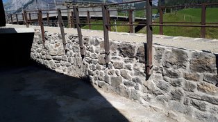 Sanierung Blocksteinmauer