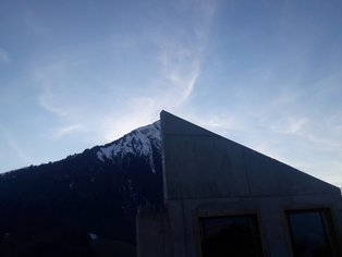 Giebelwand Äschi mit Niesen